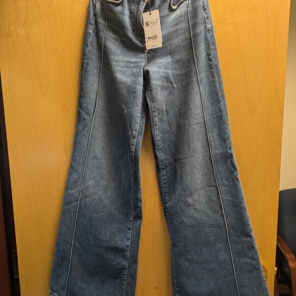 Never been worn Reiss flare jeans - Picture 2 of 5